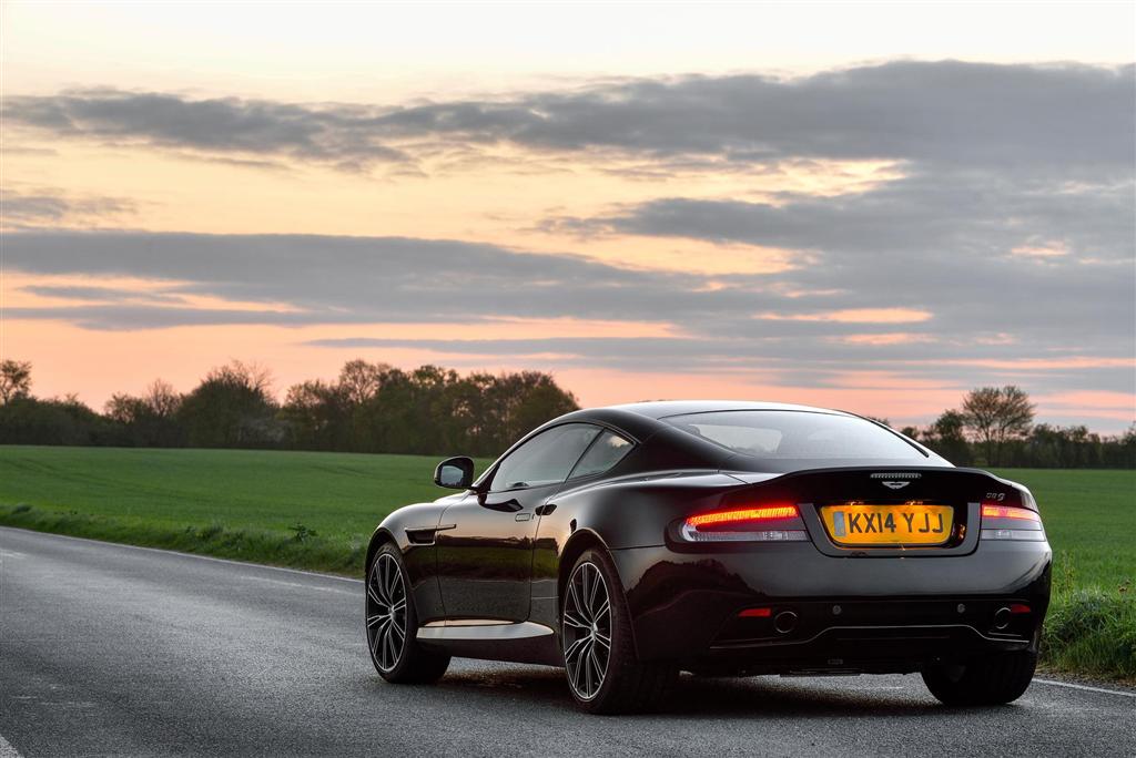 2015 Aston Martin DB9 Carbon Edition